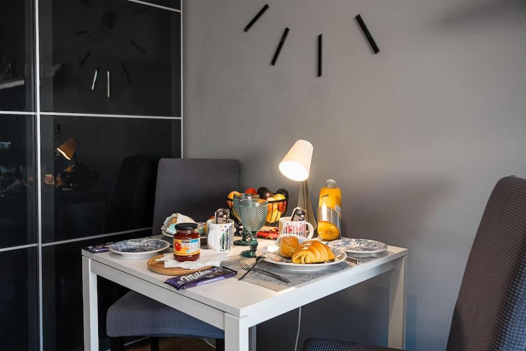 Refuge Au Coeur De Porto Apartment ภายนอก รูปภาพ