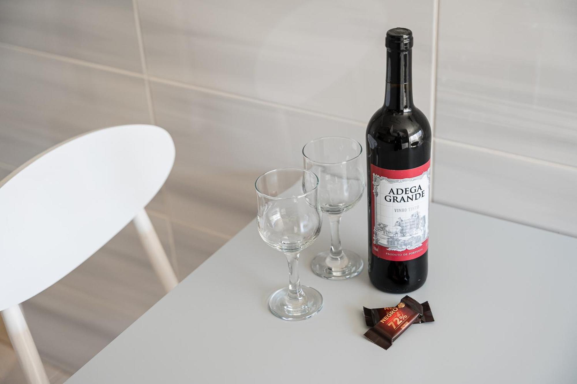 Refuge Au Coeur De Porto Apartment ภายนอก รูปภาพ